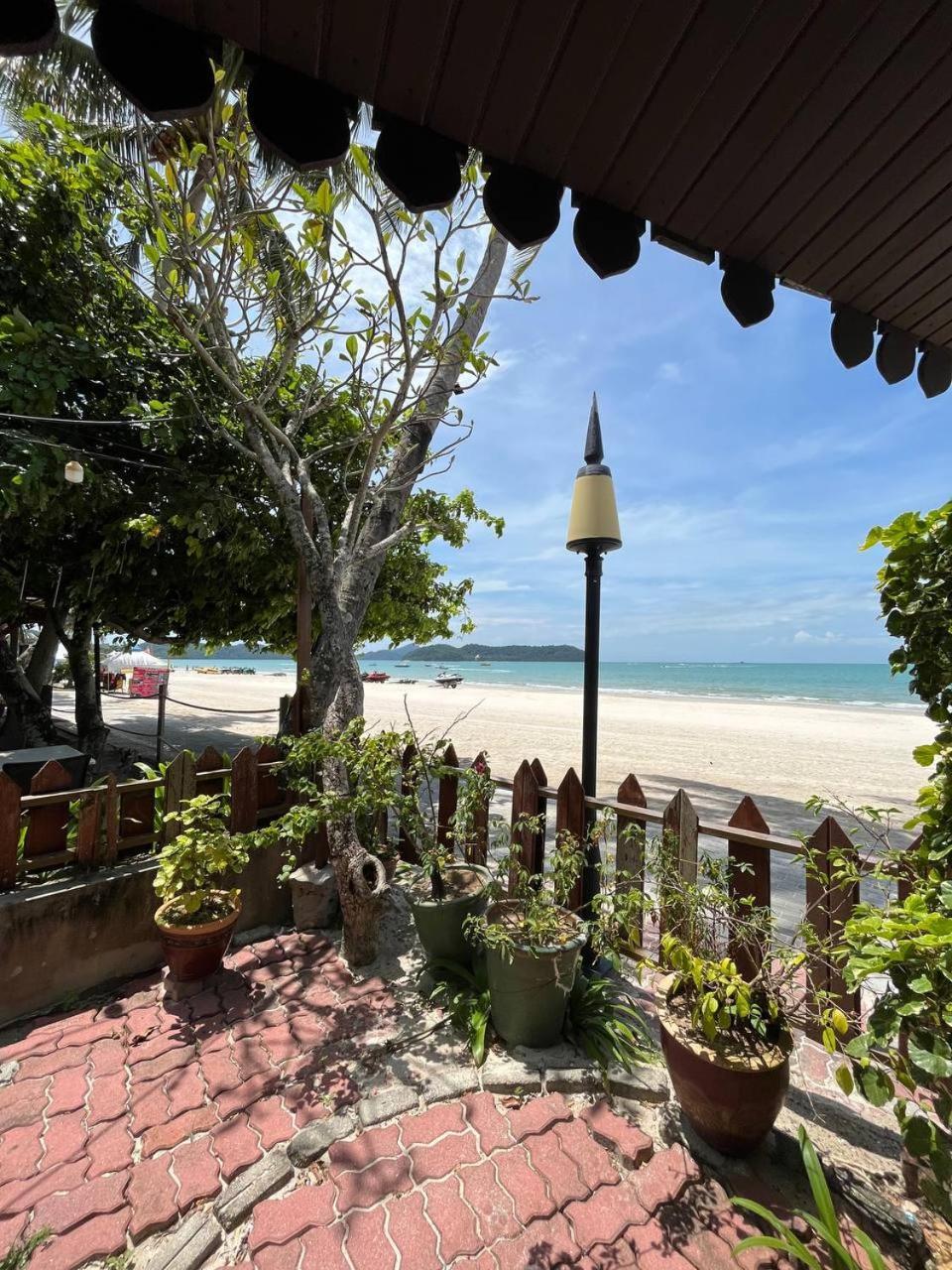 Sandy Beach Resort By Casa Loma Pantai Cenang  Dış mekan fotoğraf